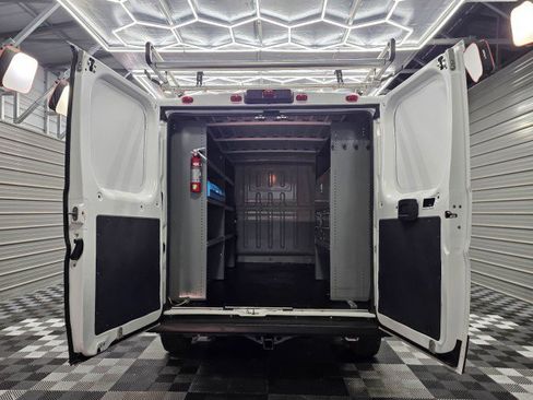 Used 2021 RAM ProMaster 2500 FWD image 11