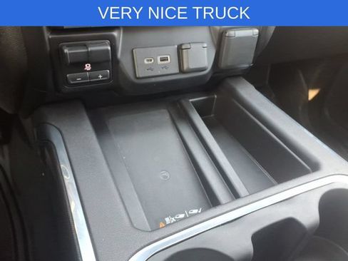 Used 2021 GMC Sierra 1500 AT4 w/ AT4 Preferred Package AWD/4WD image 21