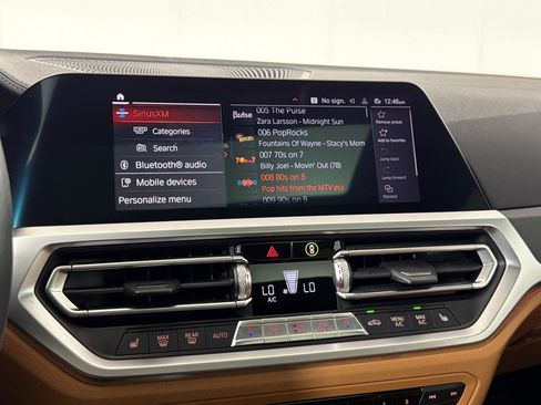 Used 2021 BMW 430i Coupe w/ Premium Package RWD image 18