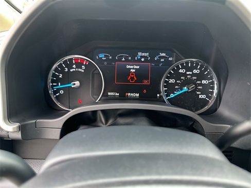 Certified 2022 Ford F250 Lariat w/ Lariat Ultimate Package image 16