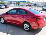 Used 2022 Hyundai Accent SEL image 6