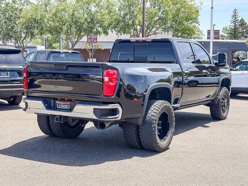 Used 2022 Chevrolet Silverado 3500 LTZ w/ LTZ Plus Package AWD/4WD image 4