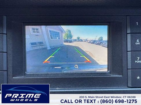 Used 2017 Ford Mustang Coupe RWD image 18
