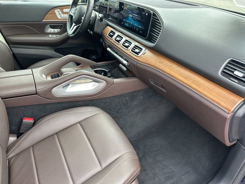Certified 2022 Mercedes-Benz GLE 350 w/ Premium Package image 17
