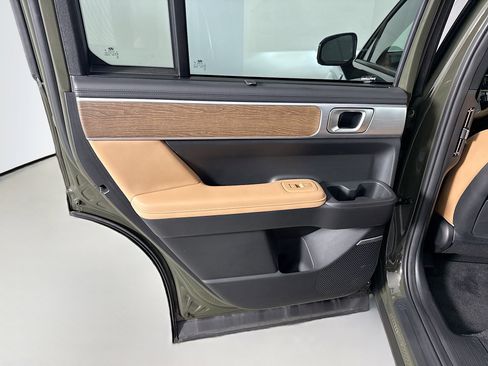 Used 2024 Hyundai Santa Fe Limited image 26