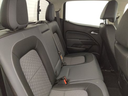 Used 2018 Chevrolet Colorado Z71 RWD image 19