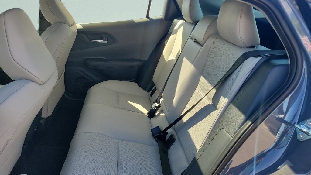 New 2027 Toyota Prius Limited w/ Limited Premium Package FWD image 10
