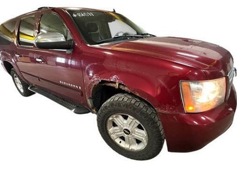 Used 2007 Chevrolet Suburban LT w/ LT Preferred Equipment Group AWD/4WD image 7