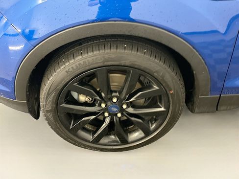 Used 2019 Ford Escape SE image 11