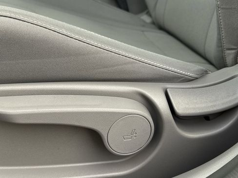 Certified 2024 Hyundai Elantra SEL image 13