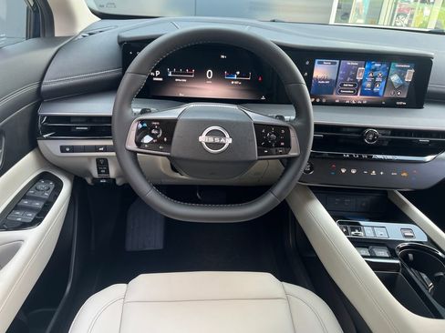 New 2026 Nissan Murano SV AWD/4WD image 13