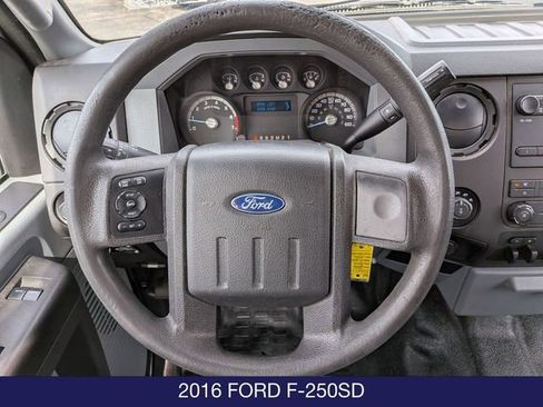 Used 2016 Ford F250 XL w/ Power Equipment Group AWD/4WD image 12