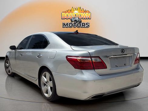 Used 2012 Lexus LS 460 L w/ Luxury Pkg RWD image 5
