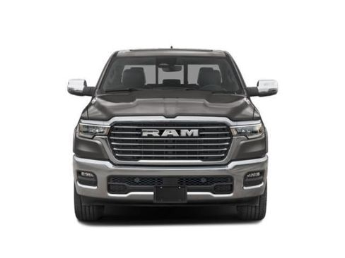Used 2025 RAM 1500 Laramie AWD/4WD image 4