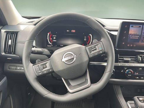 New 2026 Nissan Pathfinder SL AWD/4WD image 9