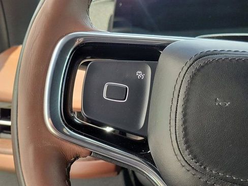 Used 2025 Lincoln Navigator Reserve AWD/4WD image 23