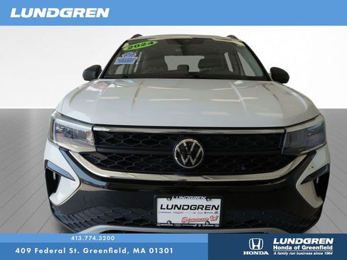 Used 2024 Volkswagen Taos S FWD image 34