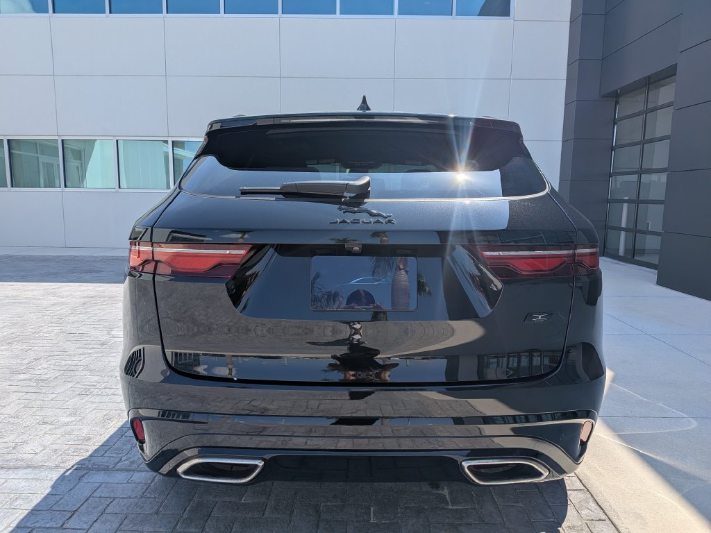 New 2026 Jaguar F-PACE R-Dynamic S AWD/4WD image 4