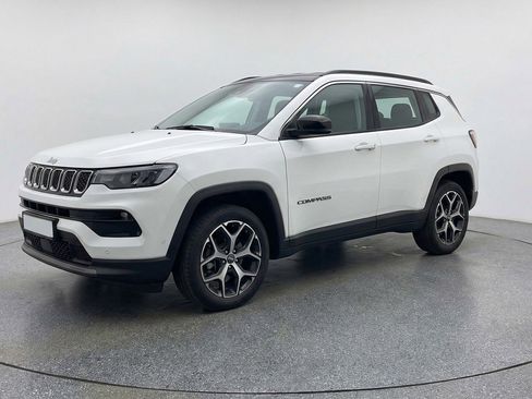 Used 2025 Jeep Compass Limited AWD/4WD image 3