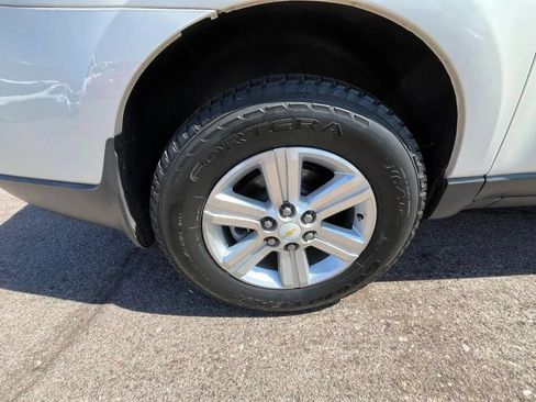 Used 2014 Chevrolet Traverse LT FWD image 21
