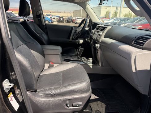 Used 2013 Toyota 4Runner SR5 w/ Premium Pkg AWD/4WD image 11