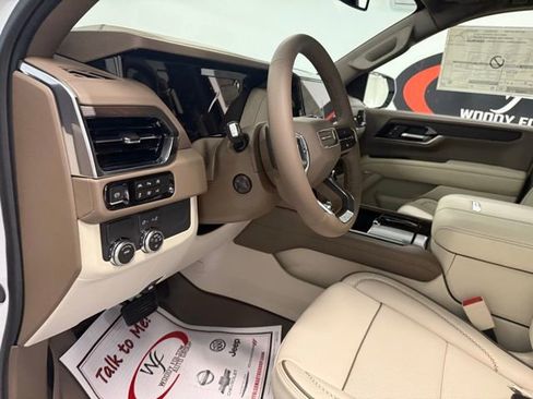New 2026 GMC Yukon Denali w/ Sun & Power Step Package image 13