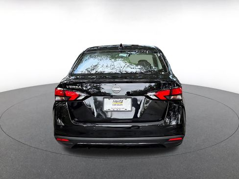Used 2025 Nissan Versa SV FWD image 10