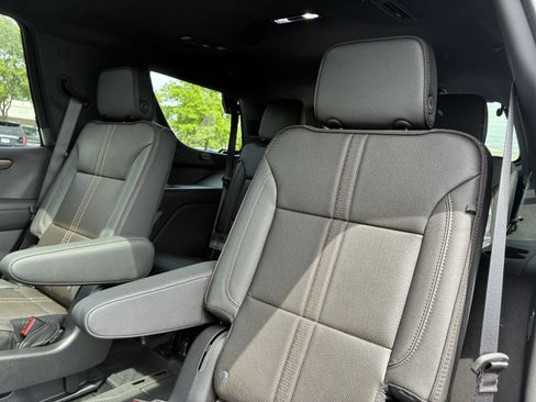 New 2026 Chevrolet Tahoe High Country AWD/4WD image 13