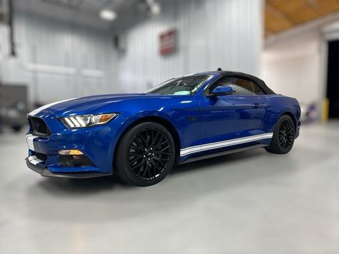 Used 2017 Ford Mustang GT Premium w/ GT Performance Package image 34