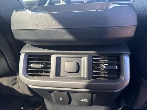 Used 2023 Ford F150 Lariat w/ Trailer Tow Package AWD/4WD image 17