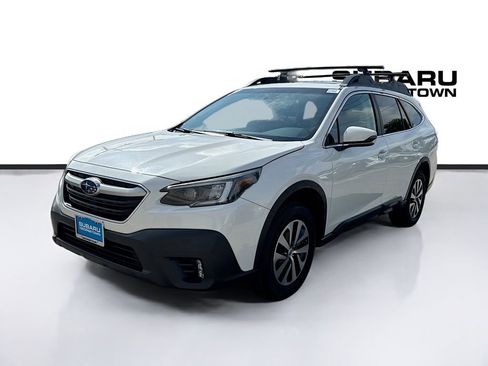 Used 2021 Subaru Outback Premium AWD/4WD image 3