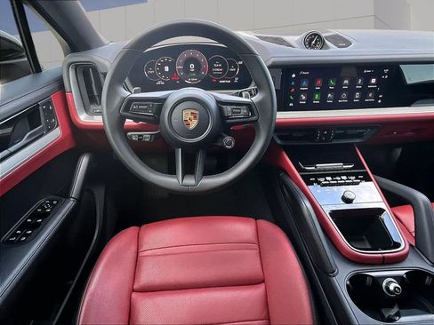 Certified 2024 Porsche Cayenne Coupe AWD/4WD image 13