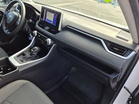 Used 2024 Toyota RAV4 LE FWD image 6