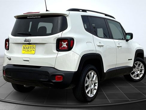 Used 2023 Jeep Renegade Latitude w/ Premium Group image 13