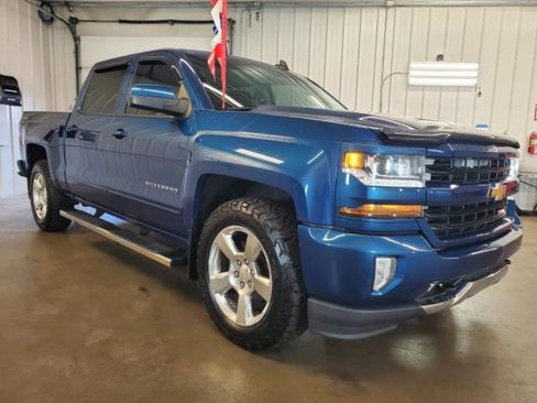 Used 2017 Chevrolet Silverado 1500 LT w/ All Star Edition AWD/4WD image 2