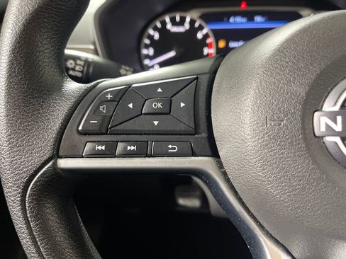 Used 2024 Nissan Altima 2.5 SV image 28