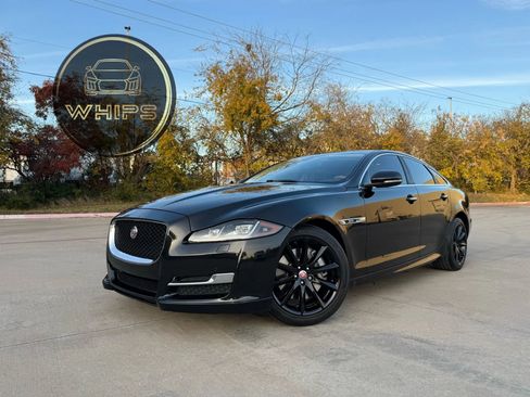 Used 2016 Jaguar XJ R-Sport image 1