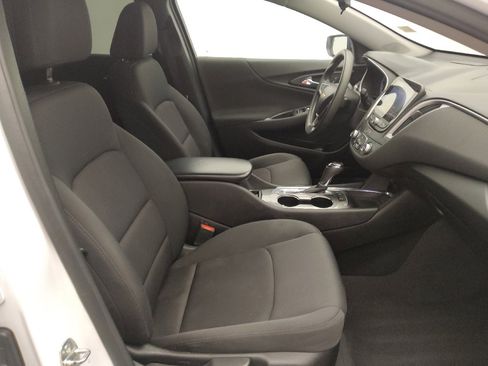 Used 2020 Chevrolet Malibu LS w/ Driver Confidence Package II FWD image 21