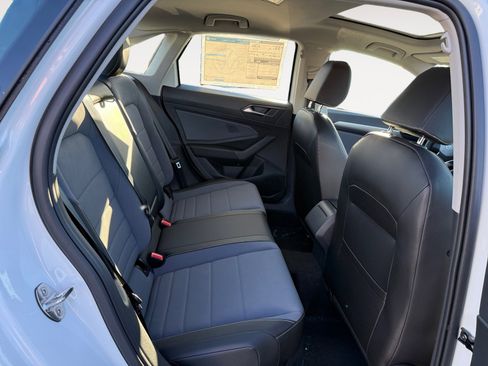New 2026 Volkswagen Jetta SE FWD image 18