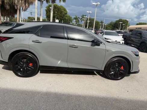 Certified 2025 Lexus RX 500h F Sport AWD/4WD image 2