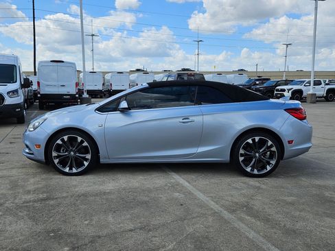 Used 2017 Buick Cascada Premium image 7