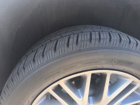 Used 2018 Jeep Grand Cherokee Summit image 9