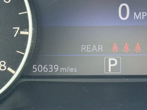 Used 2023 Nissan Maxima Platinum image 18