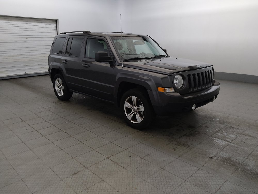Used 2015 Jeep Patriot Latitude AWD/4WD image 11