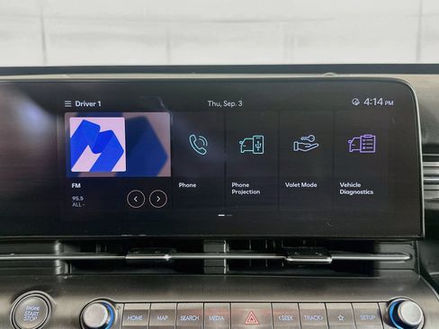 Used 2025 Hyundai Kona SEL FWD image 21