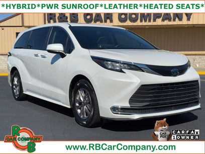 Used 2023 Toyota Sienna XLE