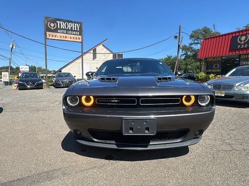 Used 2018 Dodge Challenger GT w/ Driver Convenience Group AWD/4WD image 2