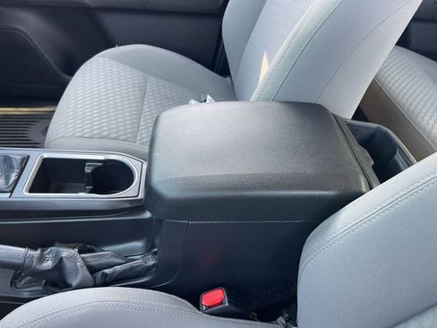 Used 2023 Toyota Tacoma SR w/ SR Convenience Package image 13