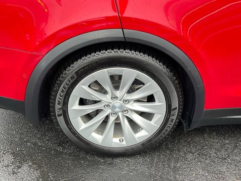 Used 2016 Tesla Model X 90D image 7