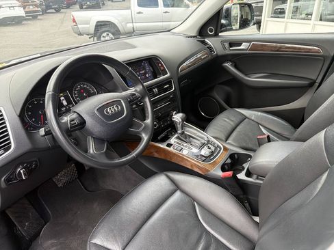 Used 2017 Audi Q5 2.0T Premium Plus w/ Technology Package AWD/4WD image 34